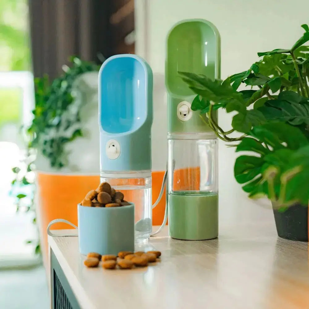 Gourde 2 en 1 pour chien | Bottle&Bowl™ Nala&Milo