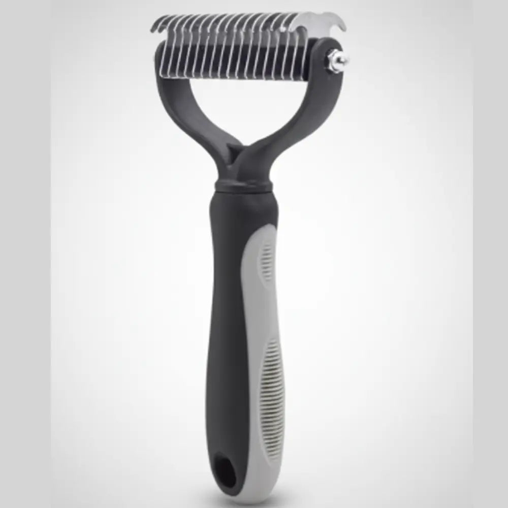 photo professionnelle brosse pour chien noire