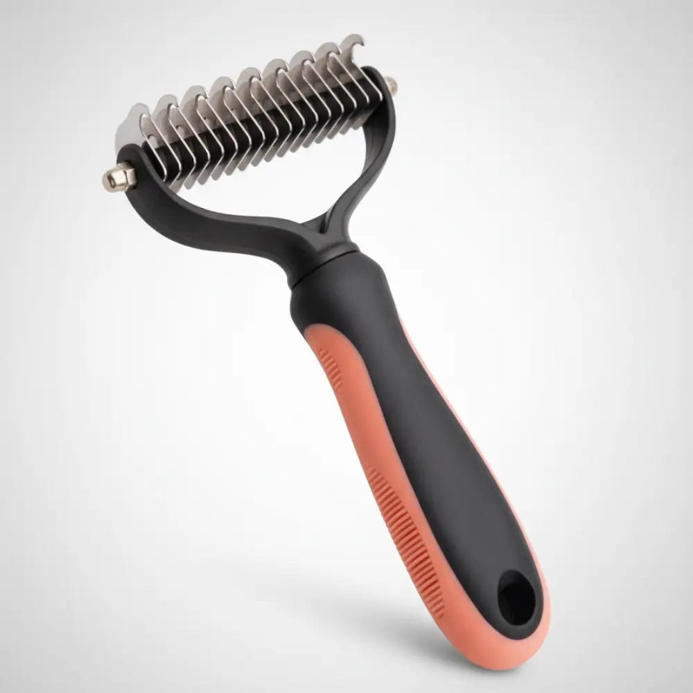 photo professionnelle brosse pour chien rose