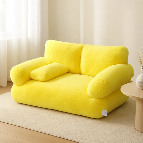 photo professionnelle canape pour chien jaune