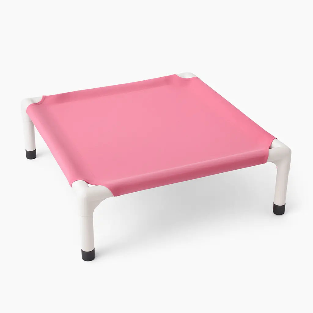 photo professionnelle lit sureleve rose